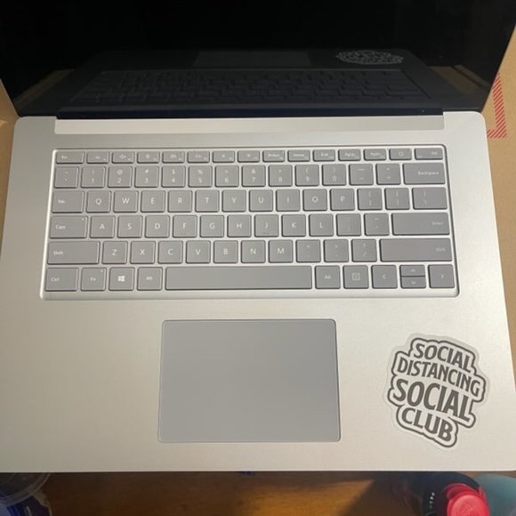 Surface Pro 3 laptop - Picture 4 of 9